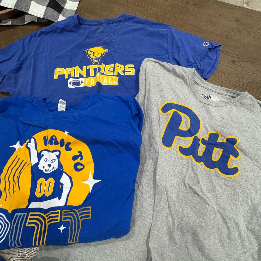 Pitt Panthers T-Shirts Bundle